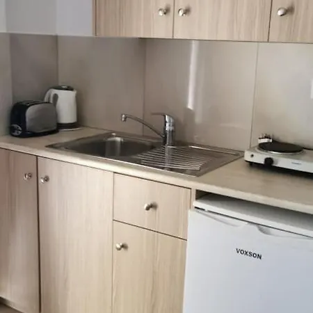 Simos Magic Apts Aparthotel