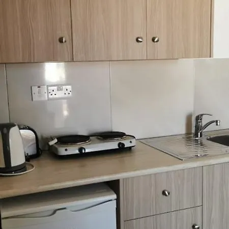 Simos Magic Apts Aparthotel 3*