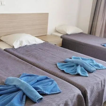 Simos Magic Apts Aparthotel *