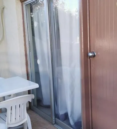 Simos Magic Apts Aparthotel 3*