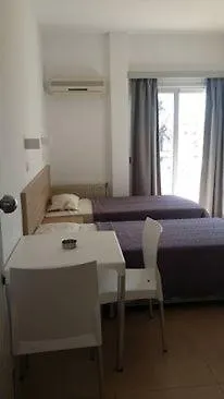 Simos Magic Apts Aparthotel 3*