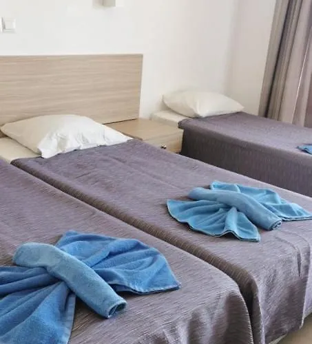 Simos Magic Apts Apartahotel 3*