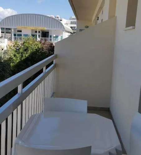 Lägenhetshotell Simos Magic Apts