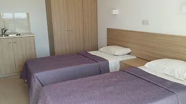 Lägenhetshotell Simos Magic Apts 3*